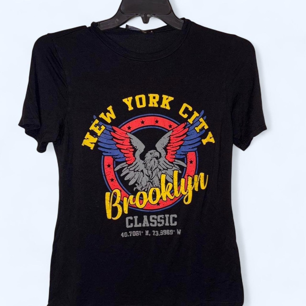 PrettyLittleThing black New York City Brooklyn graphic tee Size S
